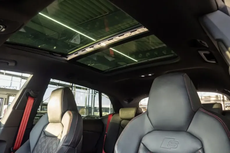 Audi Q8 din 2023 cu 47.909 km - oferta AUD196233 - foto 20