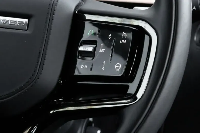 Land Rover Range Rover Velar din 2024 cu 24.974 km - oferta LAN196234 - foto 12