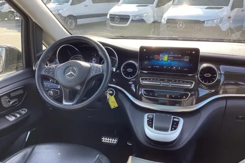 Mercedes-Benz V 300 (Clasa V) din 2021 cu 94.207 km - oferta MER196236 - foto 8