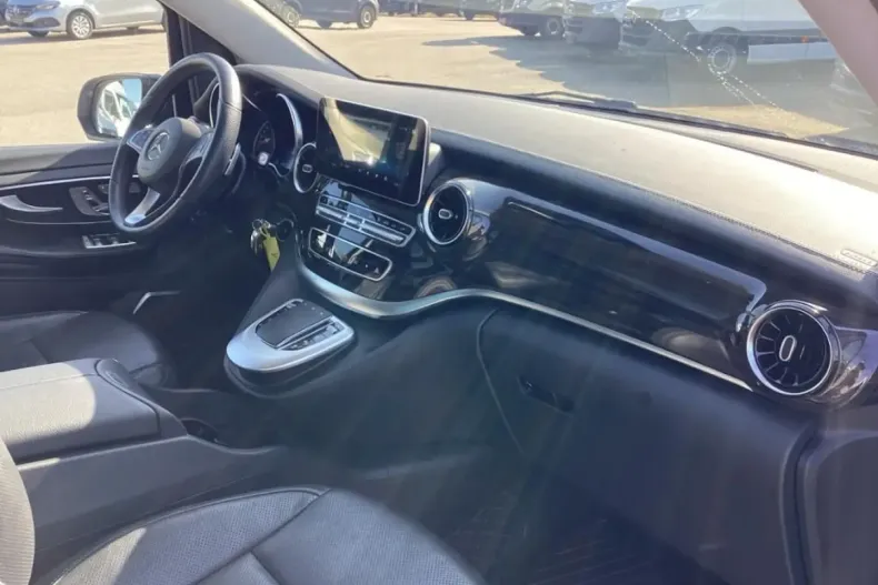 Mercedes-Benz V 300 (Clasa V) din 2021 cu 94.207 km - oferta MER196236 - foto 9