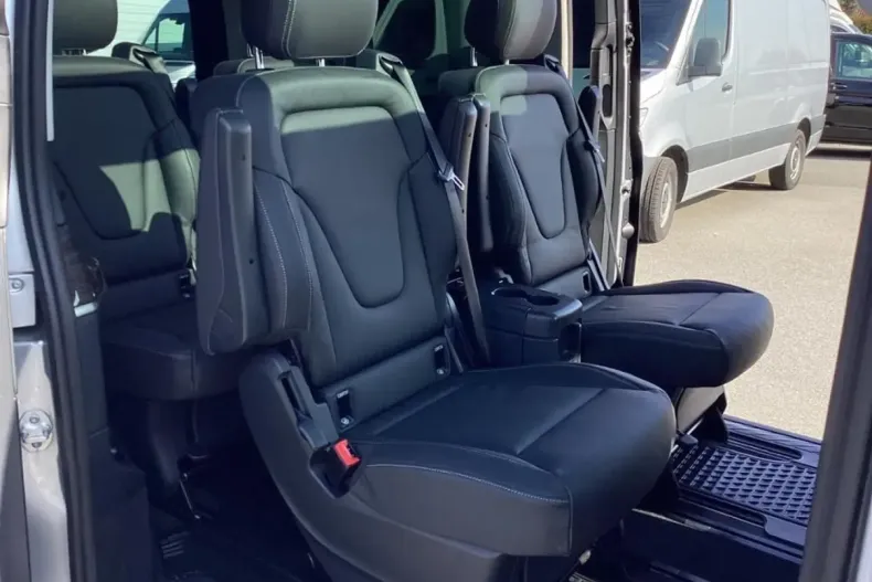 Mercedes-Benz V 300 (Clasa V) din 2021 cu 94.207 km - oferta MER196236 - foto 11