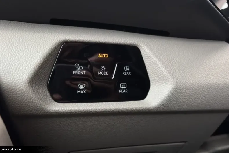 Volkswagen T7 Multivan din 2024 cu 14.337 km - oferta VOL196239 - foto 16