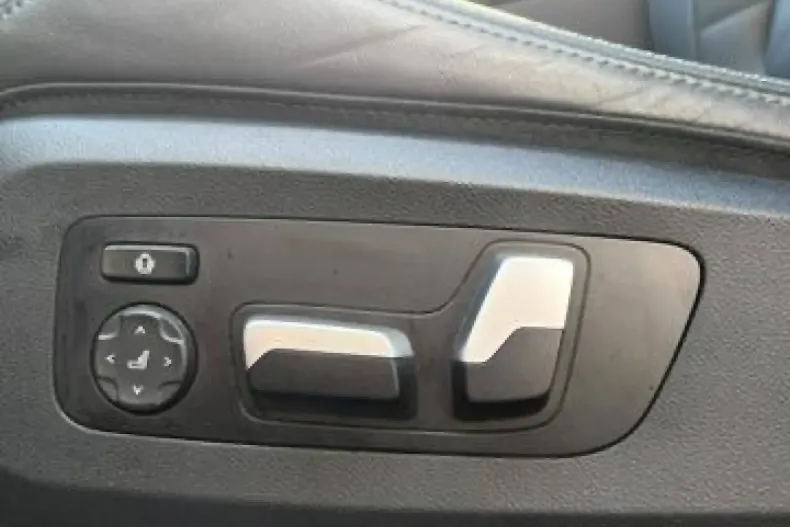 BMW X6 M (Seria X) din 2023 cu 47.088 km - oferta BMW196241 - foto 13