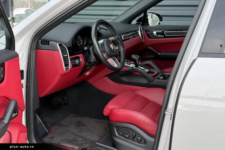 Porsche Cayenne din 2023 cu 30.900 km - oferta POR196243 - foto 12