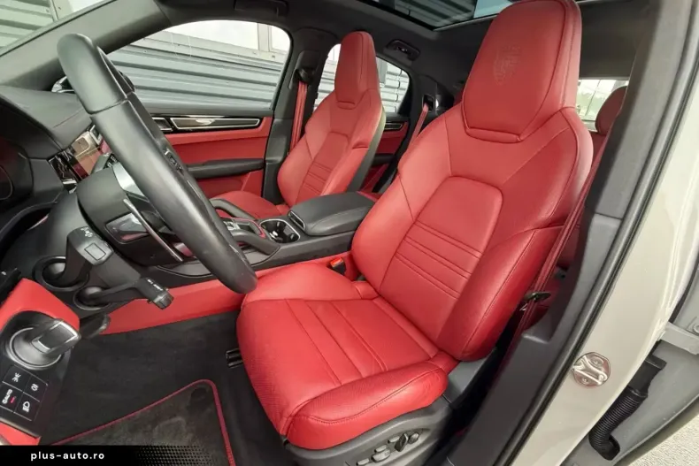 Porsche Cayenne din 2023 cu 30.900 km - oferta POR196243 - foto 13