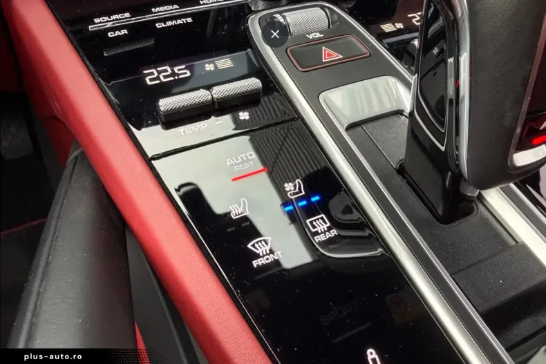 Porsche Cayenne din 2023 cu 30.900 km - oferta POR196243 - foto 19