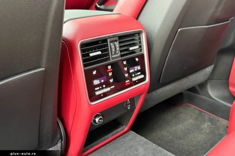 Porsche Cayenne din 2023 cu 30.900 km - oferta POR196243 - foto 24