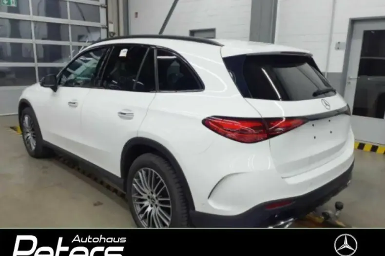 Mercedes-Benz GLC 220 (Clasa GLC) din 2023 cu 51.600 km - oferta MER196247 - foto 2