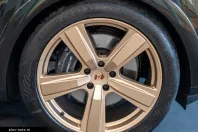 Porsche Cayenne din 2025 cu 7.990 km - oferta POR196255 - foto 10