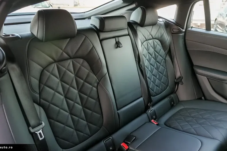 BMW X6 (Seria X) din 2023 cu 29.000 km - oferta BMW196257 - foto 32