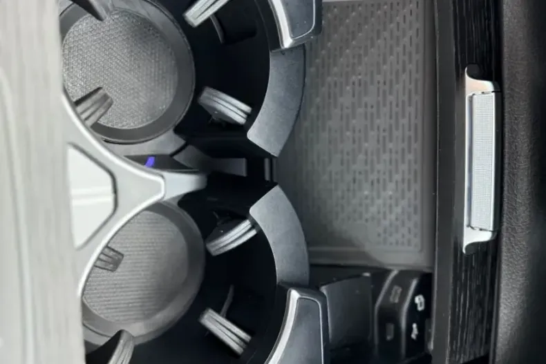 Mercedes-Benz GLE 450 (Clasa GLE) din 2025 cu 14.303 km - oferta MER196261 - foto 27