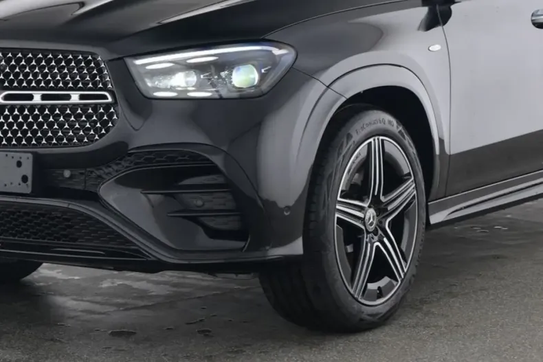 Mercedes-Benz GLE 400 (Clasa GLE) din 2025 cu 23.702 km - oferta MER196262 - foto 2