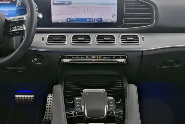 Mercedes-Benz GLE 400 (Clasa GLE) din 2025 cu 23.702 km - oferta MER196262 - foto 6