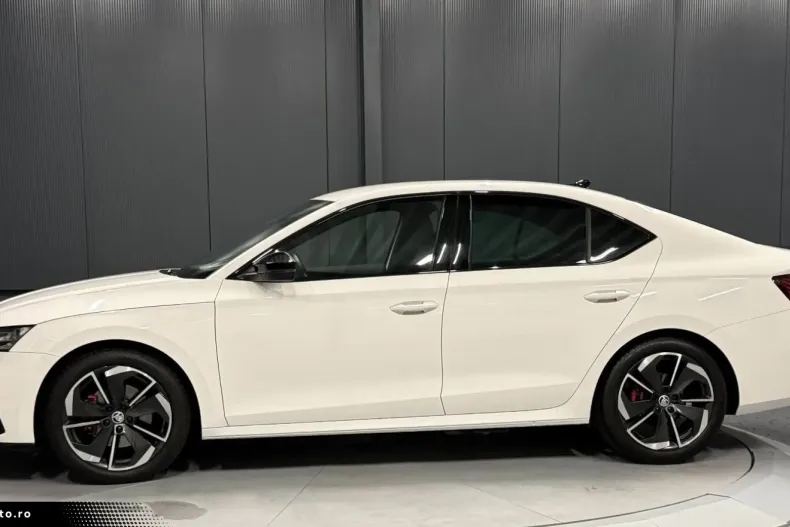 Skoda Octavia din 2024 cu 48.800 km - oferta SKO196270 - foto 1