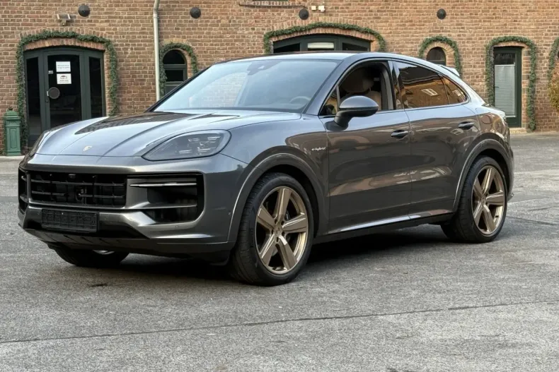 Porsche Cayenne din 2025 cu 9.700 km - oferta POR196276 - foto 13