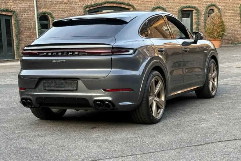 Porsche Cayenne din 2025 cu 9.700 km - oferta POR196276 - foto 19