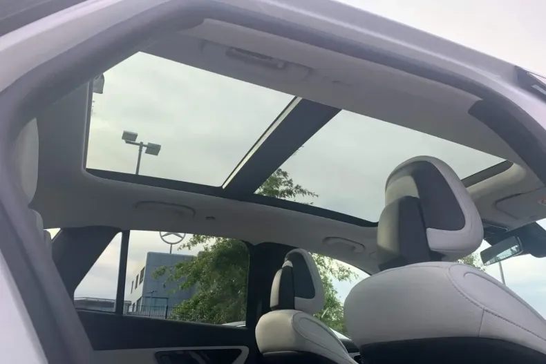 Mercedes-Benz GLC 220 (Clasa GLC) din 2024 cu 17.440 km - oferta MER196286 - foto 11