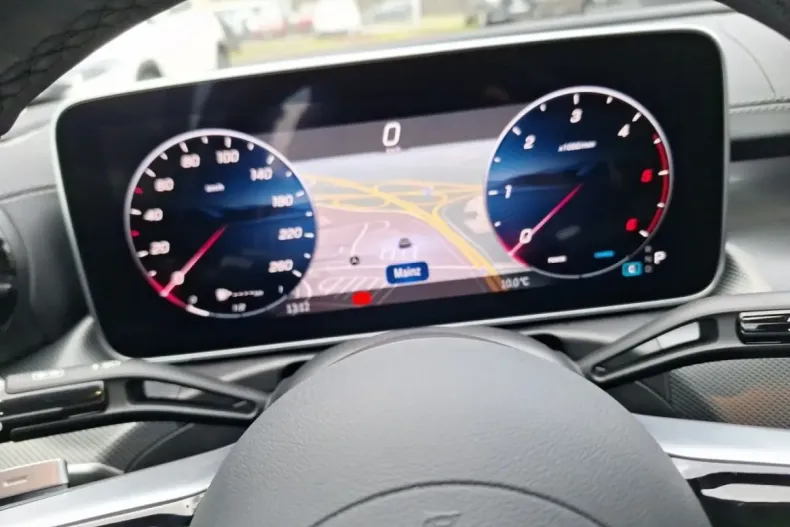 Mercedes-Benz C 200 (Clasa C) din 2024 cu 15.053 km - oferta MER196288 - foto 12