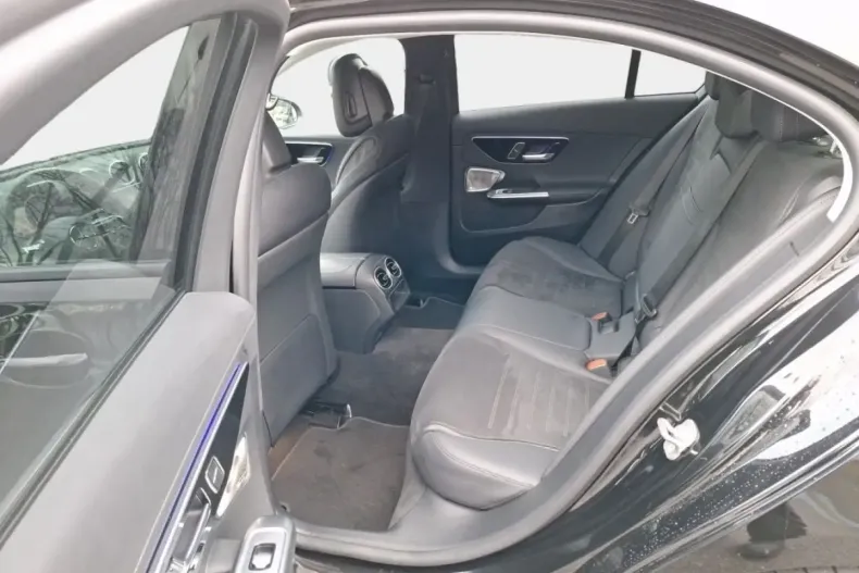 Mercedes-Benz C 200 (Clasa C) din 2024 cu 15.053 km - oferta MER196288 - foto 14