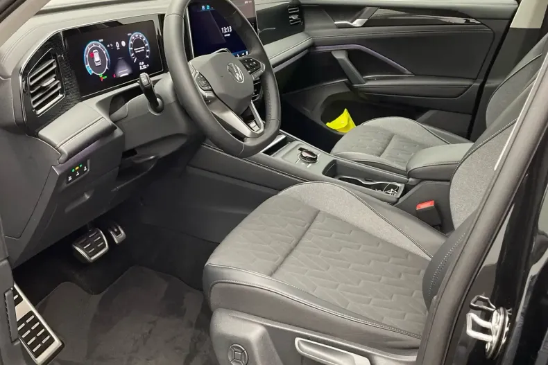 Volkswagen Tiguan din 2025 cu 25.356 km - oferta VOL196294 - foto 9