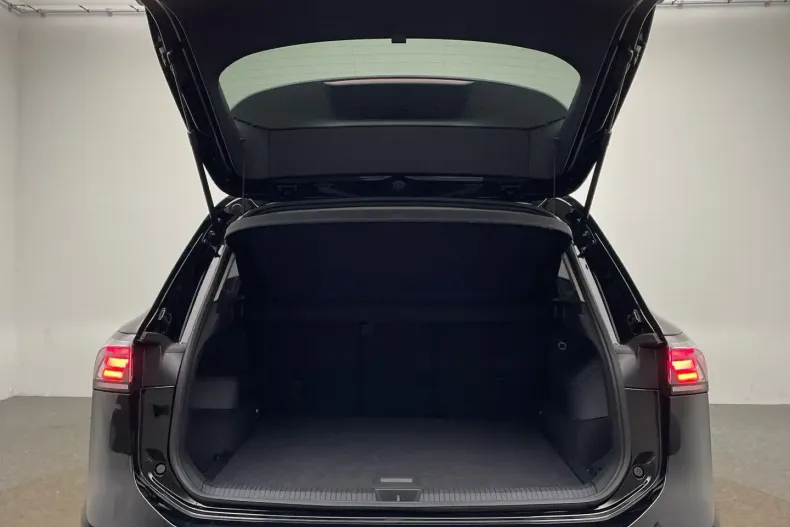 Volkswagen Tiguan din 2025 cu 25.356 km - oferta VOL196294 - foto 13