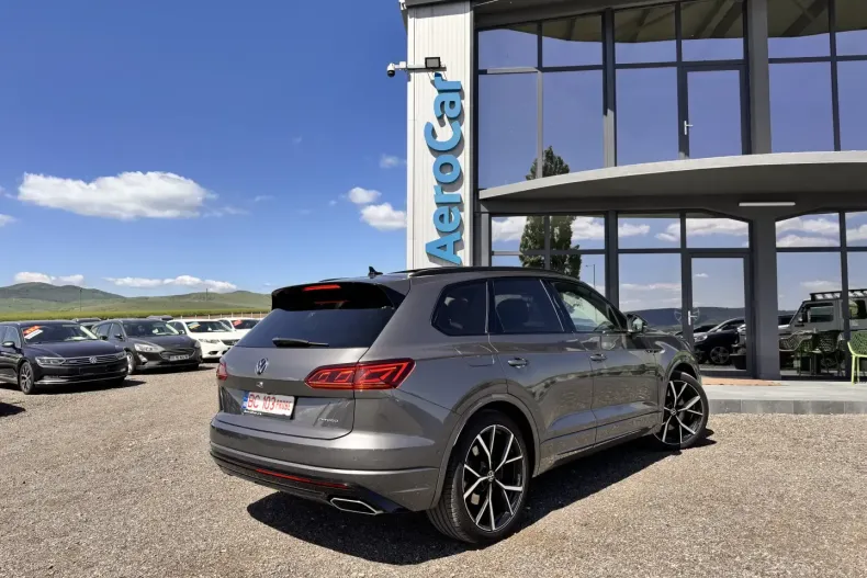 Volkswagen Touareg din 2021 cu 135.000 km - oferta VOL196306 - foto 4