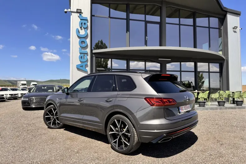 Volkswagen Touareg din 2021 cu 135.000 km - oferta VOL196306 - foto 6
