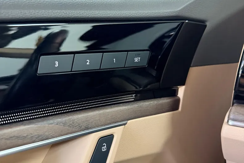 Volkswagen Touareg din 2021 cu 108.000 km - oferta VOL196318 - foto 32