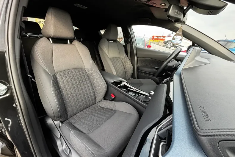 Toyota C-HR din 2021 cu 101.745 km - oferta TOY196319 - foto 9