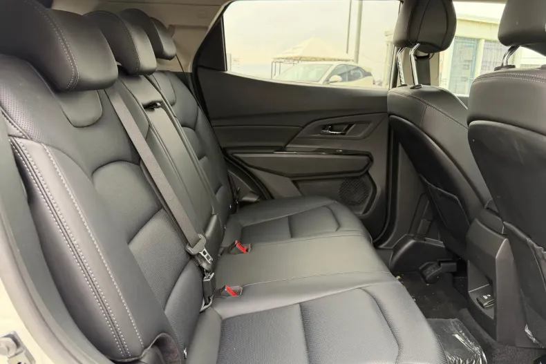 Ssangyong Korando din 2025 cu 12.500 km - oferta SSA196320 - foto 6