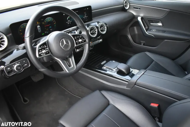 Mercedes-Benz A 250 (Clasa A) din 2022 cu 77.311 km - oferta MER196322 - foto 6