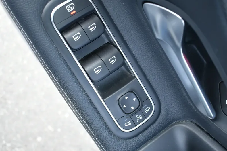 Mercedes-Benz A 250 (Clasa A) din 2022 cu 77.311 km - oferta MER196322 - foto 12