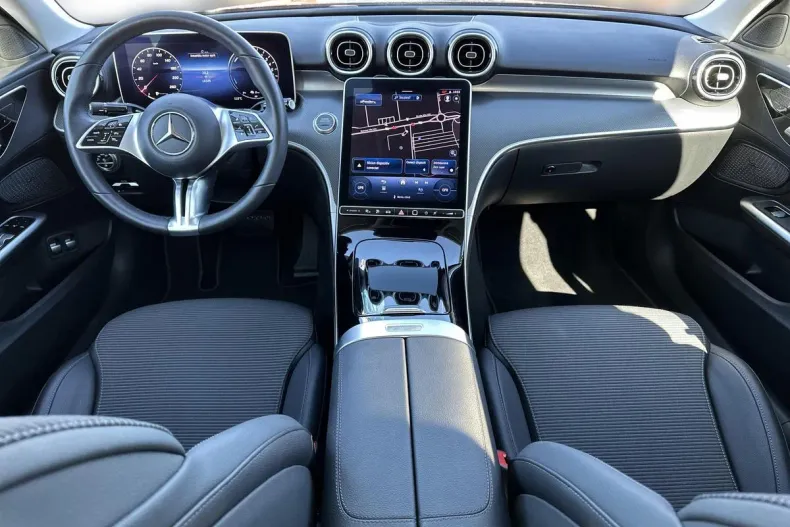 Mercedes-Benz C din 2023 cu 10.349 km - oferta MER196326 - foto 12