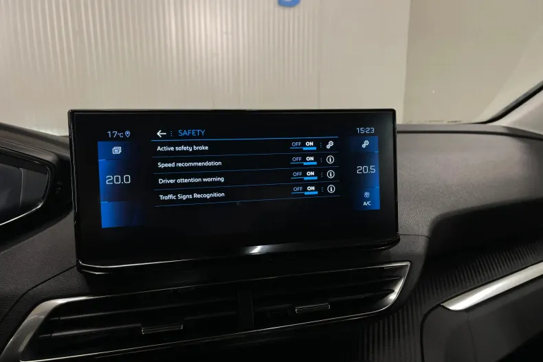 Peugeot 3008 din 2021 cu 158.455 km - oferta PEU196329 - foto 20