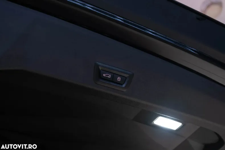 BMW XM (Seria X) din 2025 cu 22.517 km - oferta BMW196335 - foto 10