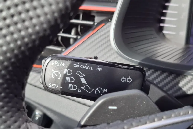 Skoda Kamiq din 2025 cu 3.500 km - oferta SKO196343 - foto 29