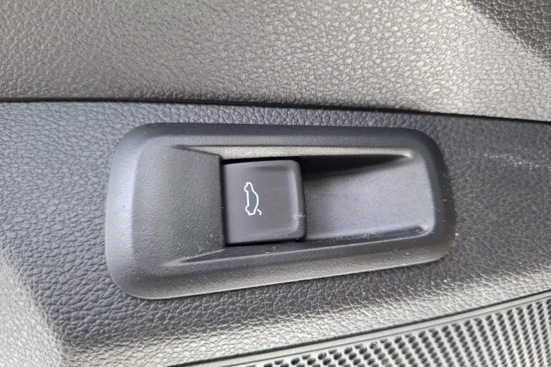 Skoda Kamiq din 2025 cu 3.500 km - oferta SKO196343 - foto 36