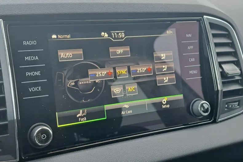 Skoda Karoq din 2025 cu 3.000 km - oferta SKO196344 - foto 14