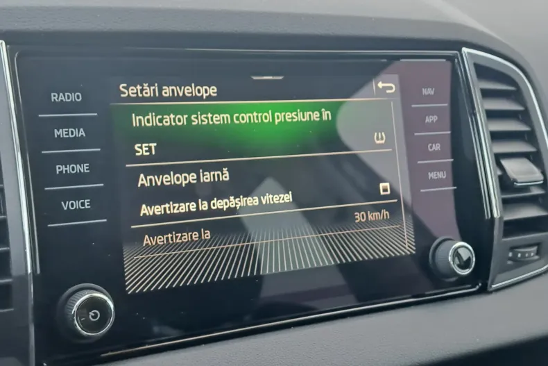 Skoda Karoq din 2025 cu 3.000 km - oferta SKO196344 - foto 23