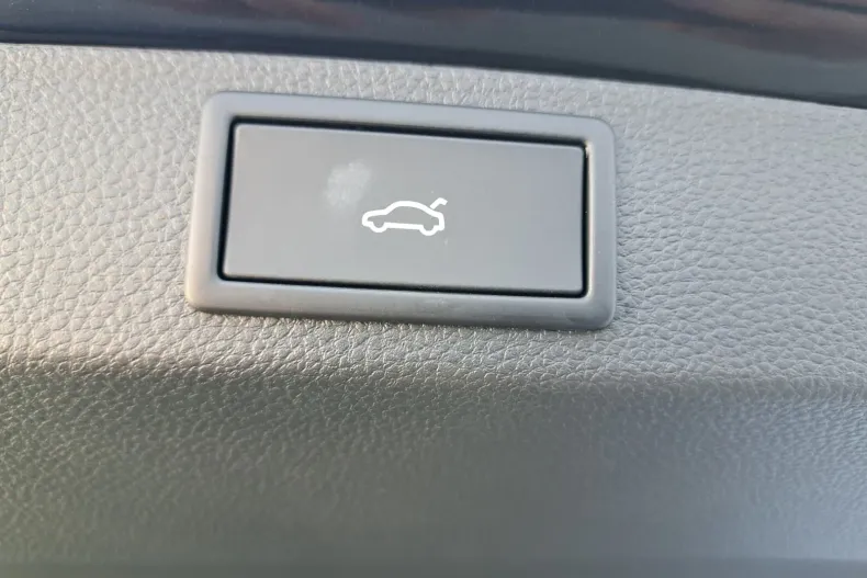 Skoda Karoq din 2025 cu 3.000 km - oferta SKO196344 - foto 40