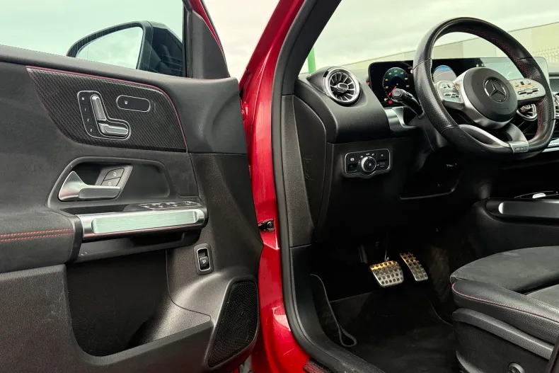 Mercedes-Benz GLB din 2021 cu 95.123 km - oferta MER196346 - foto 5