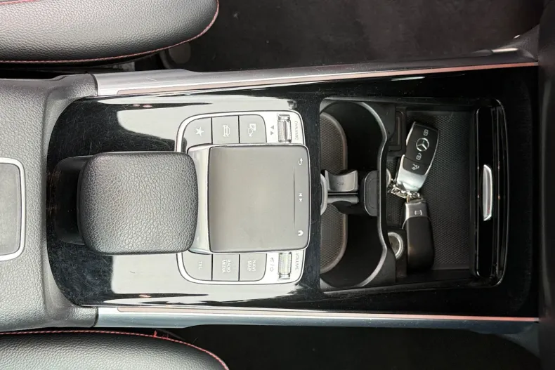 Mercedes-Benz GLB din 2021 cu 95.123 km - oferta MER196346 - foto 27
