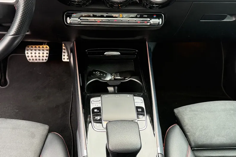 Mercedes-Benz GLB din 2021 cu 95.123 km - oferta MER196346 - foto 28