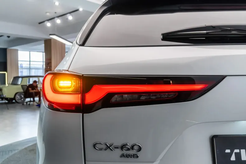 Mazda CX-60 din 2022 cu 77.127 km - oferta MAZ196353 - foto 17