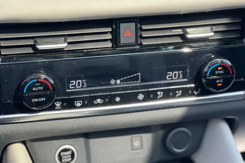 Nissan Qashqai din 2022 cu 68.759 km - oferta NIS196368 - foto 20