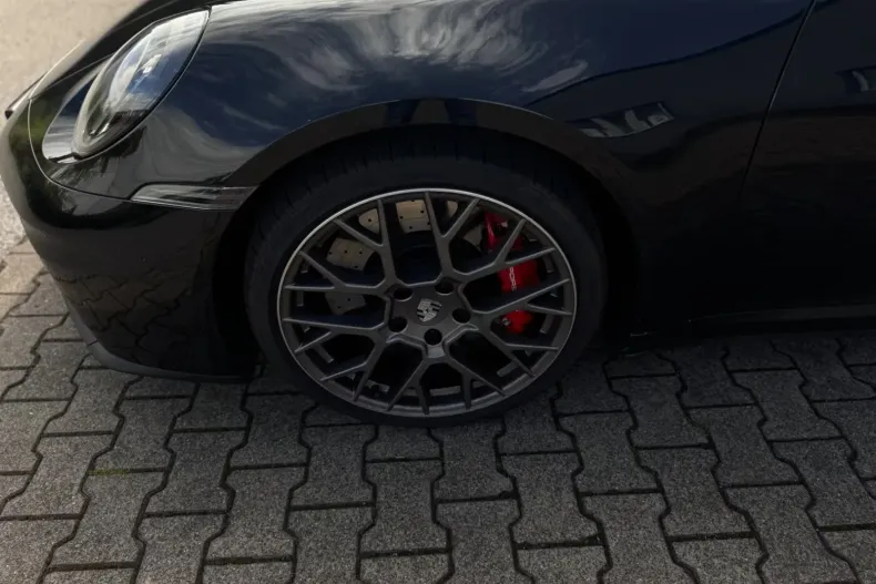 Porsche 911 din 2025 cu 3.900 km - oferta POR196370 - foto 5