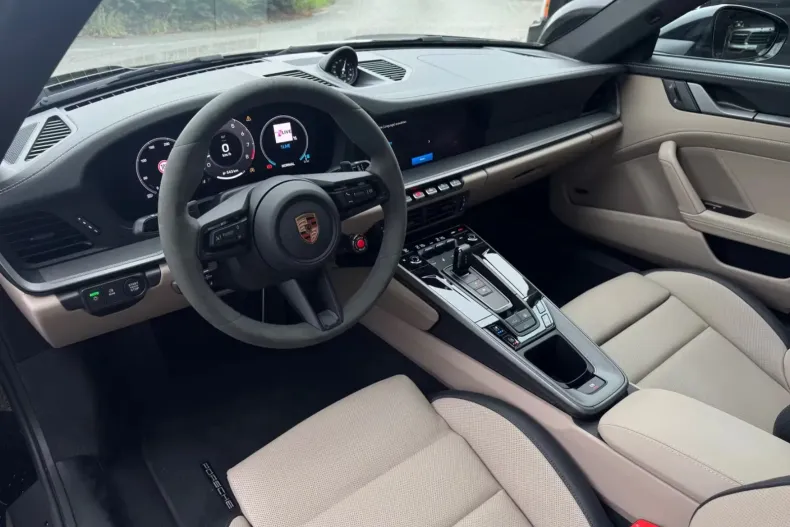 Porsche 911 din 2025 cu 3.900 km - oferta POR196370 - foto 6