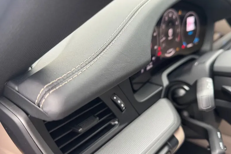 Porsche 911 din 2025 cu 3.900 km - oferta POR196370 - foto 7