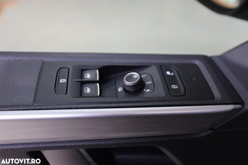 Volkswagen Multivan din 2022 cu 170.000 km - oferta VOL196372 - foto 10