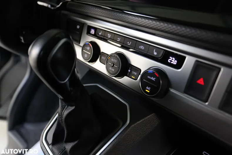 Volkswagen Multivan din 2022 cu 170.000 km - oferta VOL196372 - foto 22